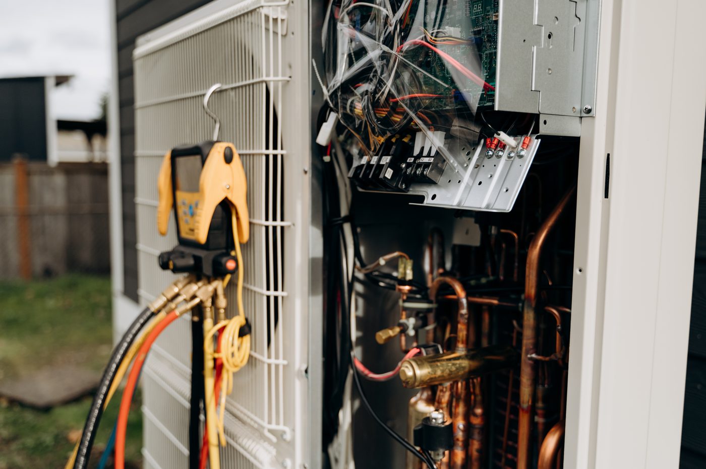 Refrigerant gauges on an open unit